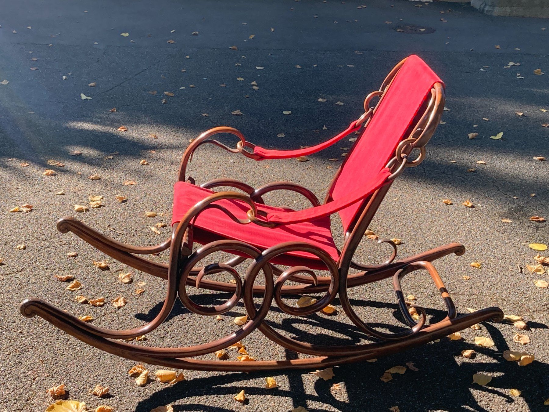 Thonet Sedie: Alter Schaukelstuhl Thonet Nr. 3 – Usato da Bottmingen venduto da ditschli63 4