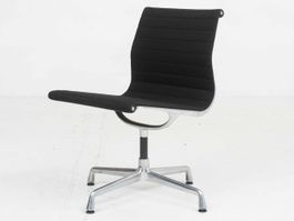 Vitra EA 106 Bürostuhl von Eames mit schwarzem Hopsak