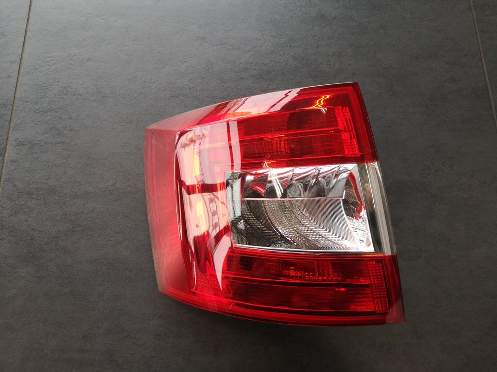 LED Heck Leuchte Rückleuchte Kompatibel Zu Skoda Octavia 5E