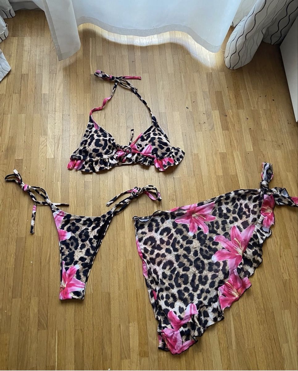 Costumi da bagno & Bikini: Maillot de bain Leopard 3 pièces  – Nuovo e nell'imballaggio originale da Le Lignon venduto da Ana2831