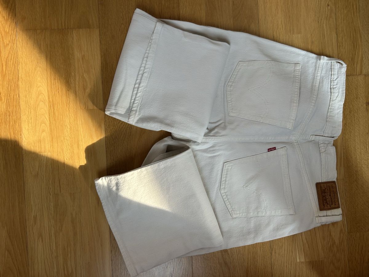 Levi's Jeans: Jeans blanc crème, Levi’s – Usato da Daillens venduto da guisepa 3