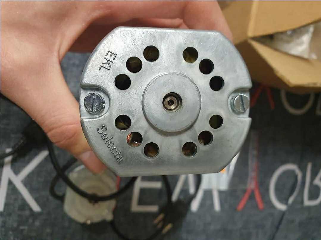 Motoren: Selecta TYP SEL 200069 Elektro Motoren – Gebraucht aus Herznach von Dosendealer 2