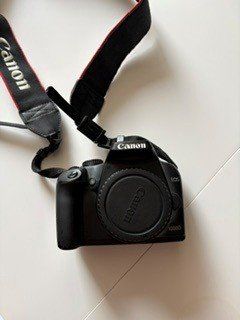 Canon Fotocamera: Canon EOS 1000D + 2 objectifs Canon – Kit complet – Usato da Porrentruy venduto da pas_s95q 5