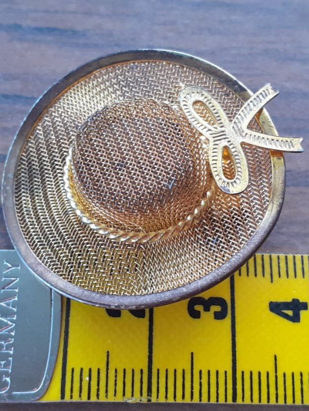 Broches & Aiguilles: Brosche Hut Modeschmuck – D'occasion à Mörschwil par wunderkiste44 2