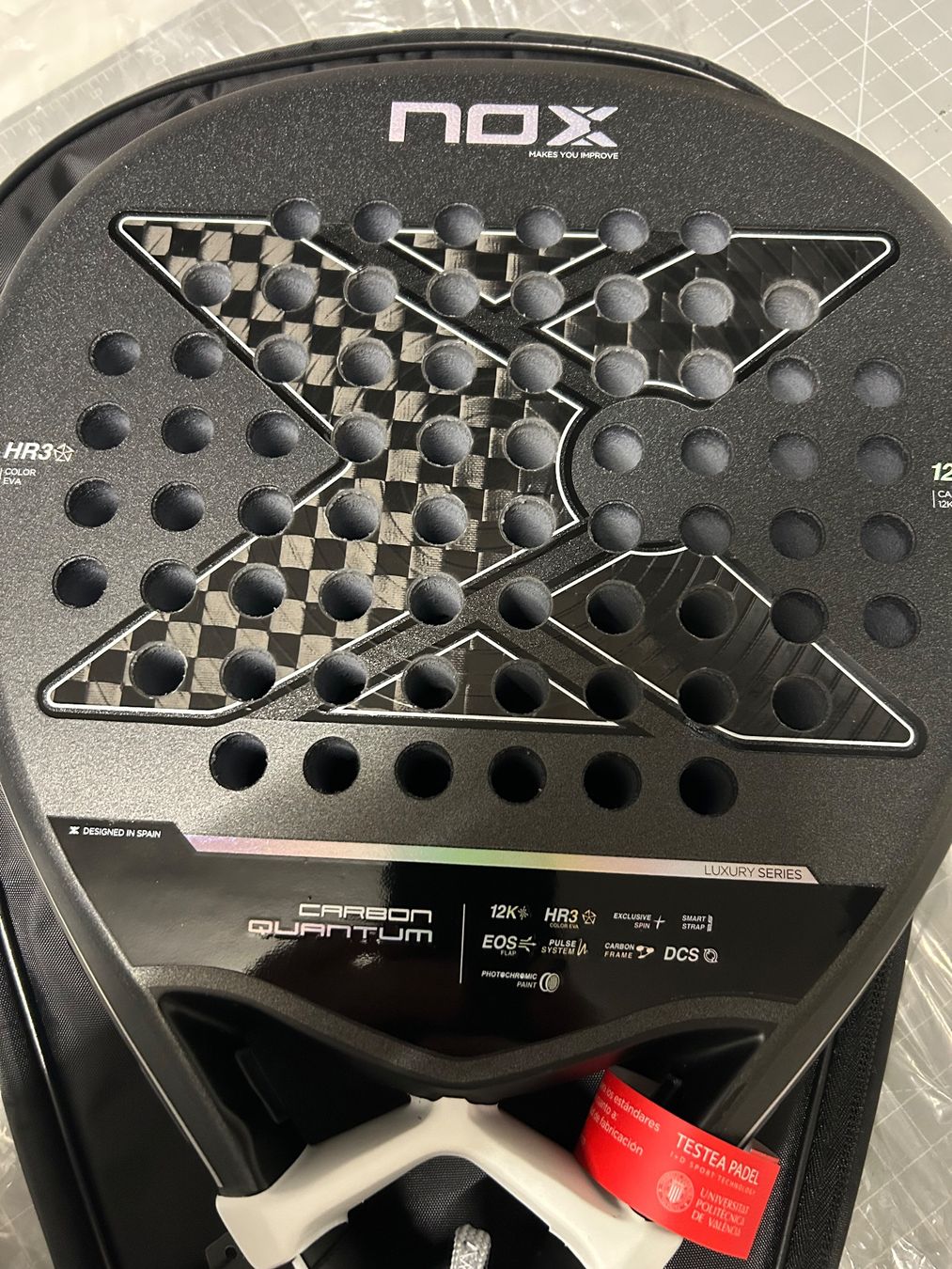 Racchette: NOX Quantum 12K Carbon - Padelschläger NEU! – Nuovo e nell'imballaggio originale da Winterthur venduto da PalarPinoPadel 3