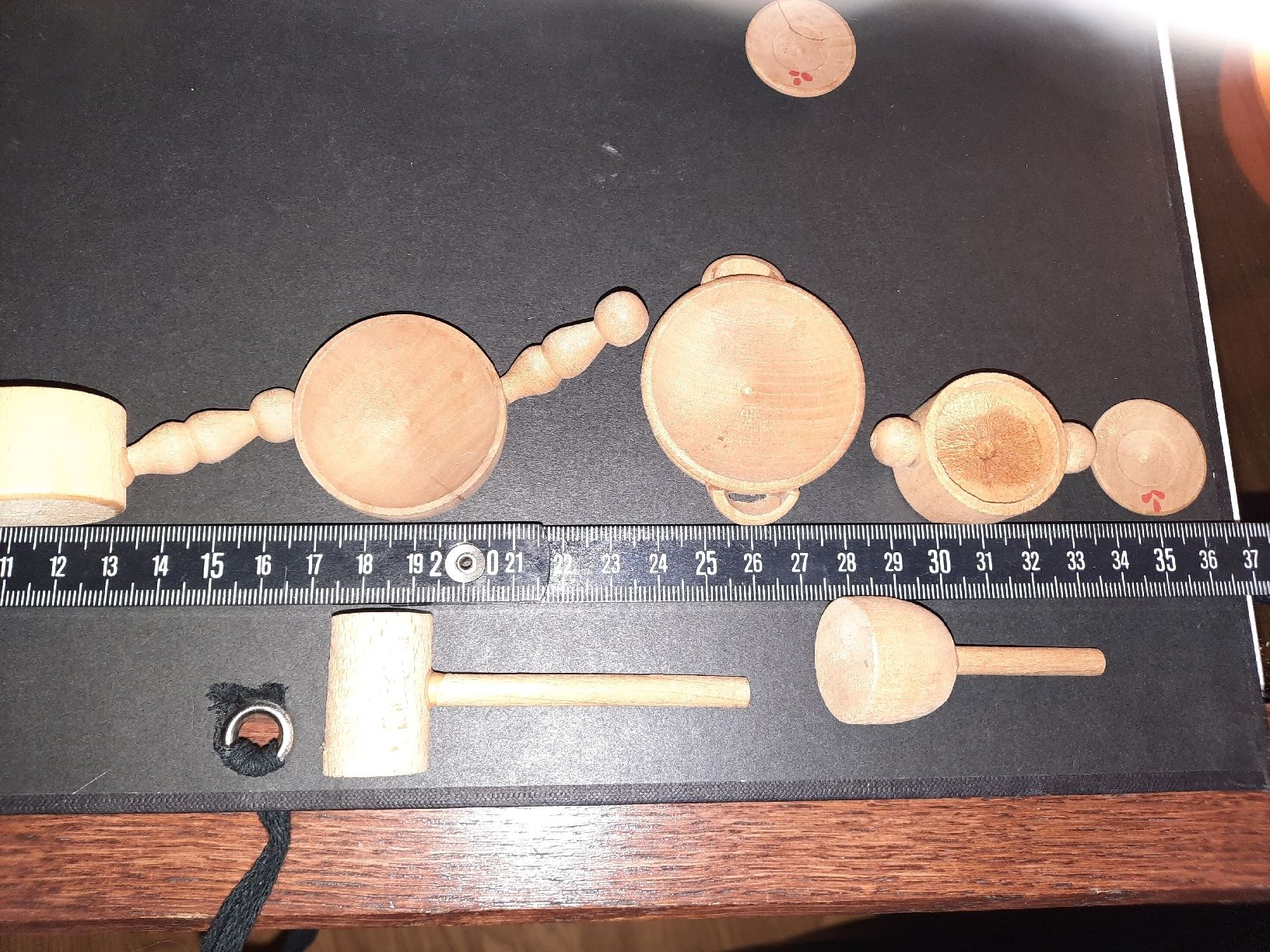 Case e mobili per bambole: arredi casa bambole in legno 29 pezzi – Usato da Biasca venduto da Old_6blh 6