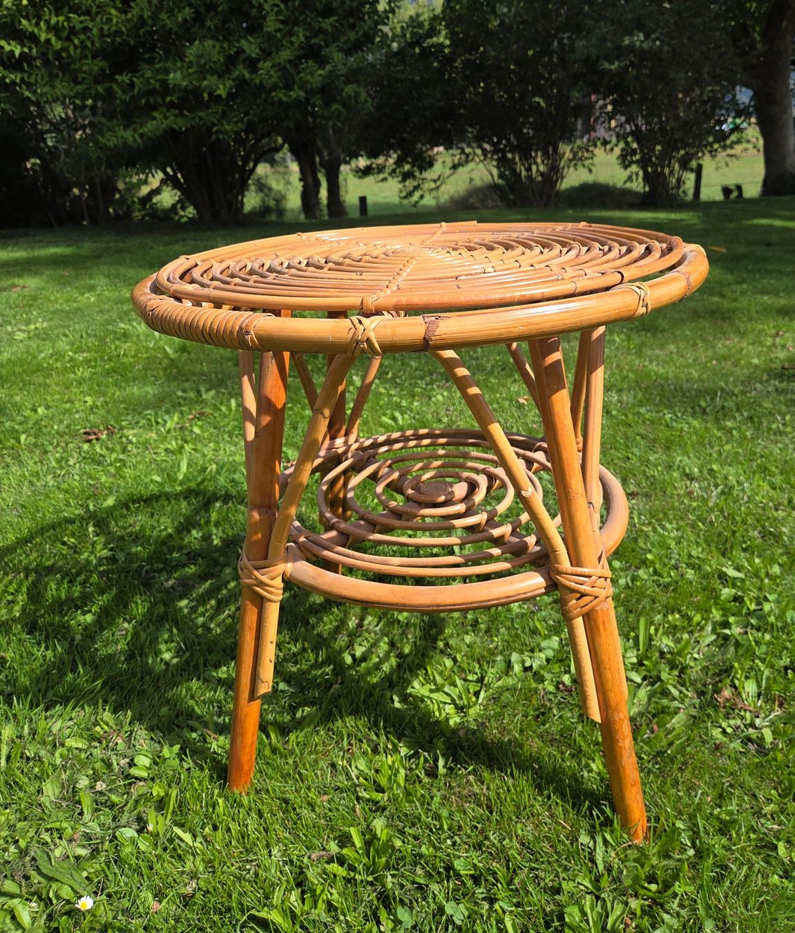 Tavoli: Petite table ronde en bambou – Usato da Noville venduto da mel_bsj2 3
