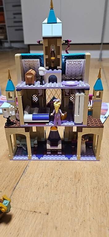 Baukästen: Lego 41167 Schloss Arandelle – Gebraucht aus Oberbalm von Drake60 1