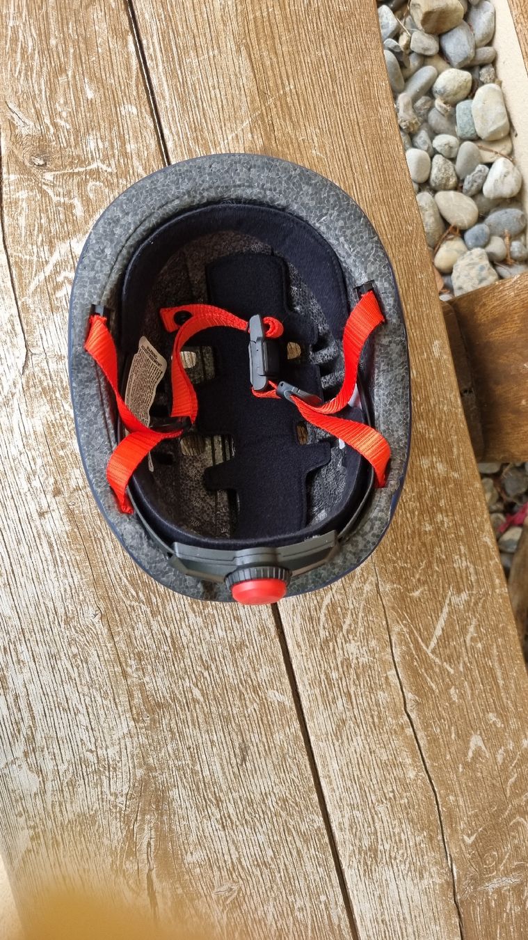 Helme: Casque pour enfants – Gebraucht aus Ferpicloz von Clicli014 2