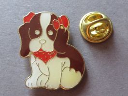 PIN TIERE, SÜSSER WELPE, HUND