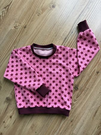 Pulli in Gr. 104