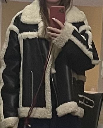 Jacke Schwarze Jacke mit Teddyfutter Gr. L