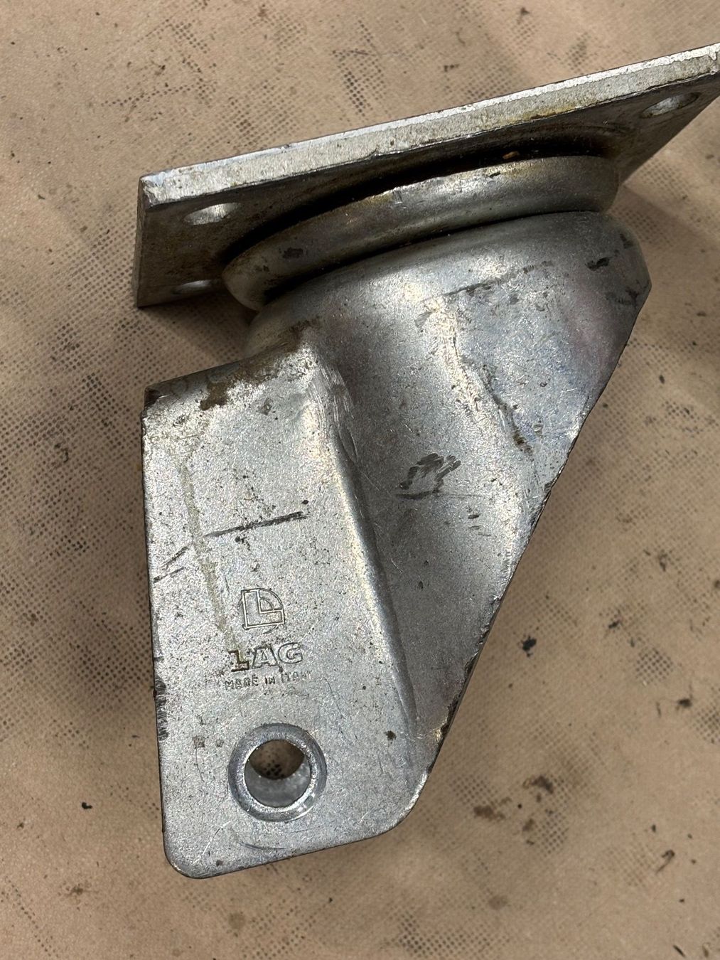 Altro per stoccaggio & trasporto: 4 Stück Schwerlastrollen Lenkrollen Bockrollen, Rollen – Usato da Winterthur venduto da ReUse_Baumarkt 8