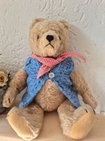 Süsser Vintage Teddybär mit Weste & Halstuch