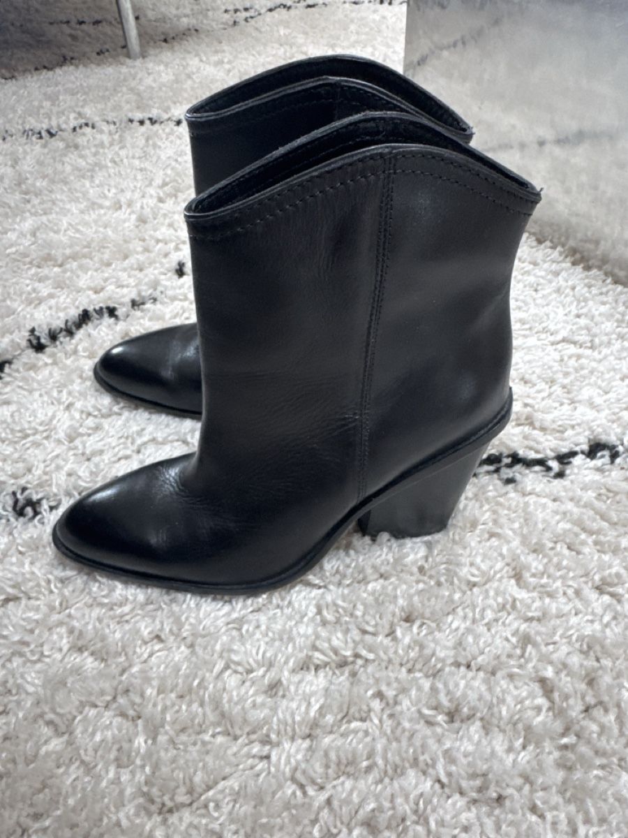 Zara Scarpe da donna: Zara Boots black leather – Nuovo (secondo la descrizione) da Kilchberg ZH venduto da natiimlr