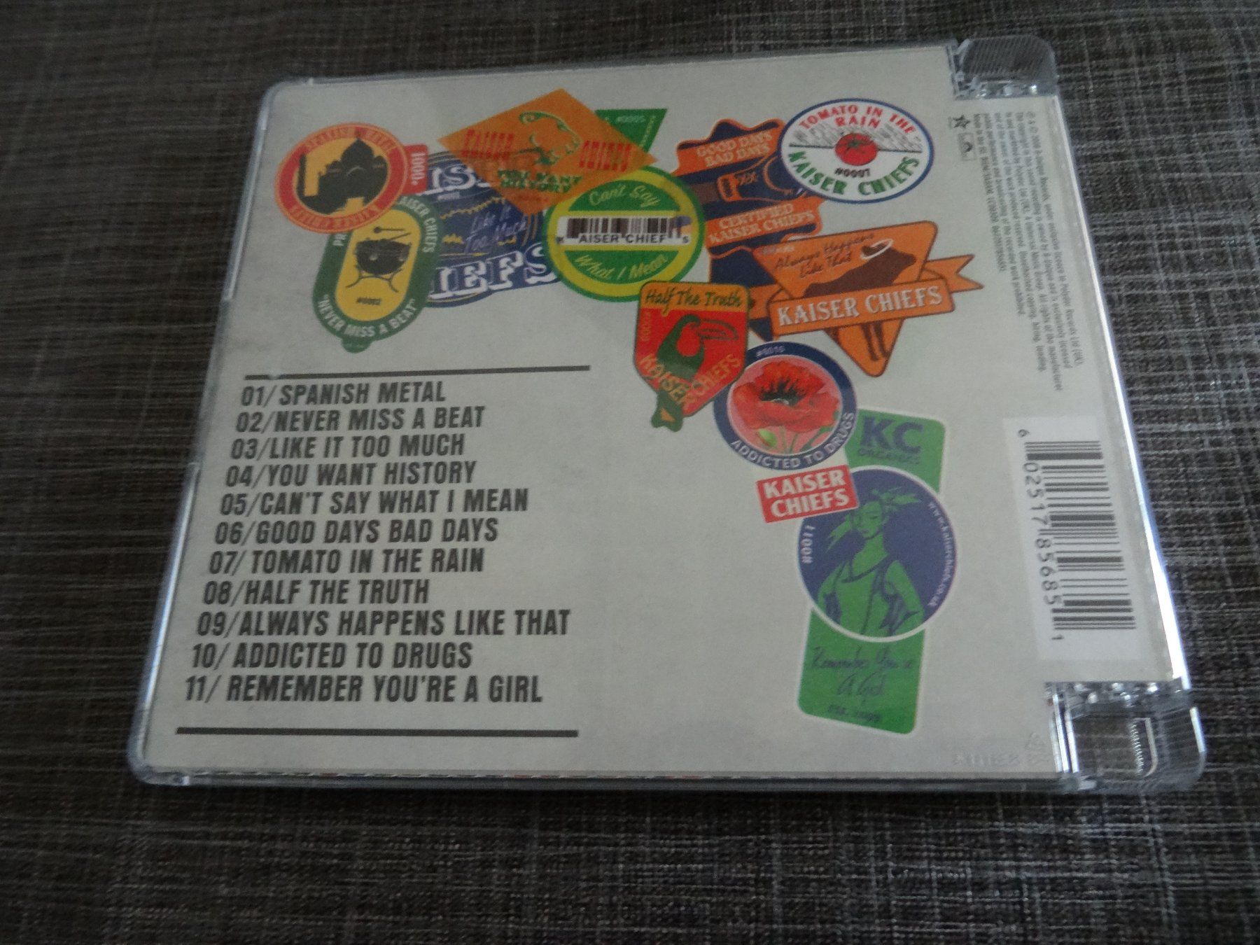 CD: Kaiser Chiefs - Off with their heads CD – Usato da Olten venduto da Disc-Ausverkauf 1