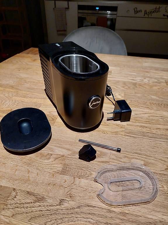 Jura Macchine per caffè & Macchine per espresso: Jura cool control 0.6 noir – Usato da Brot-Plamboz venduto da baggiins