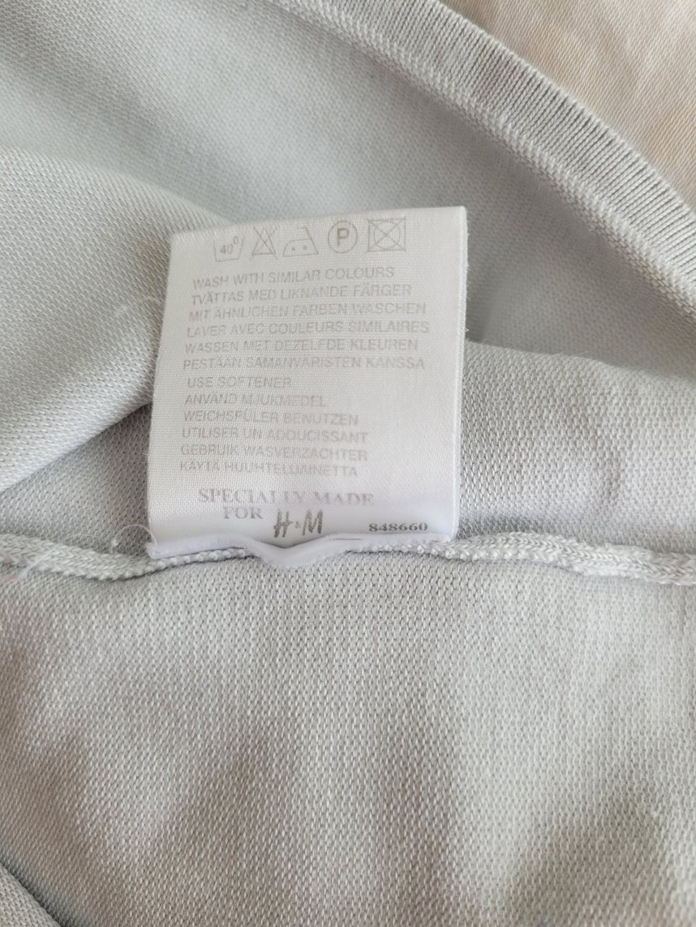 H&M Pullover & Sweatshirts: hellgrauer, kurzärmliger Pullover – Gebraucht aus Triesen von stephanieschurti 6