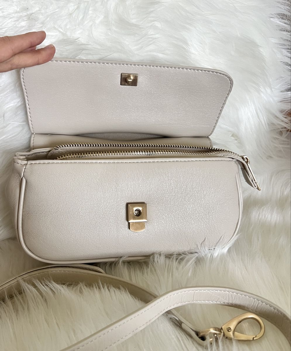 Valentino Sonstige Kleidung & Accessoires: New Valentino Cream Bag – Neu und originalverpackt aus St-Aubin FR von claramathi 2