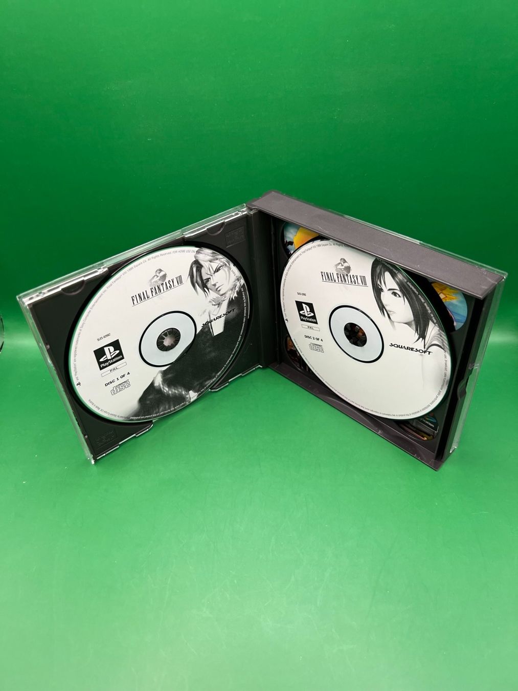 Spiele: Final Fantasy VIII (Deutsch) - Playstation 1 – Gebraucht aus Frauenfeld von bigauditor 2