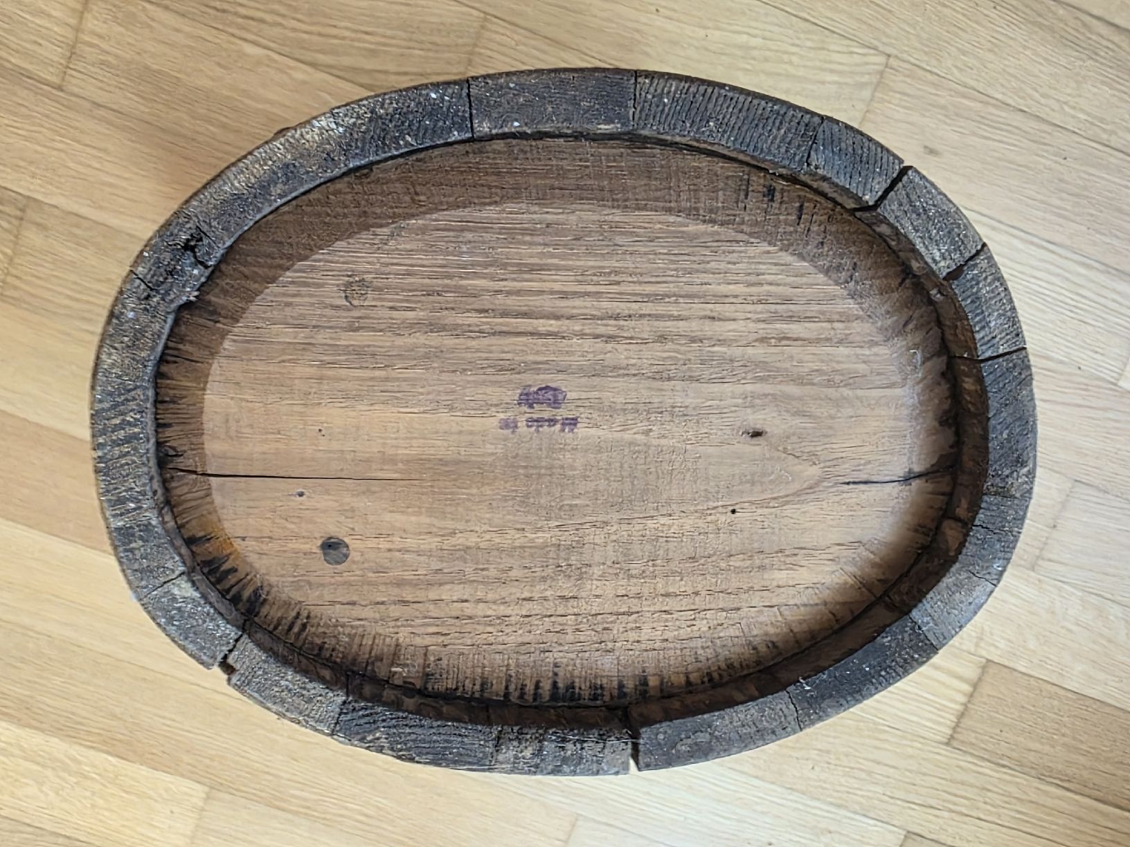 Altri mobili per ufficio: Wooden umbrella holder with shield – Usato da Hinwil venduto da Ehretstock8 1