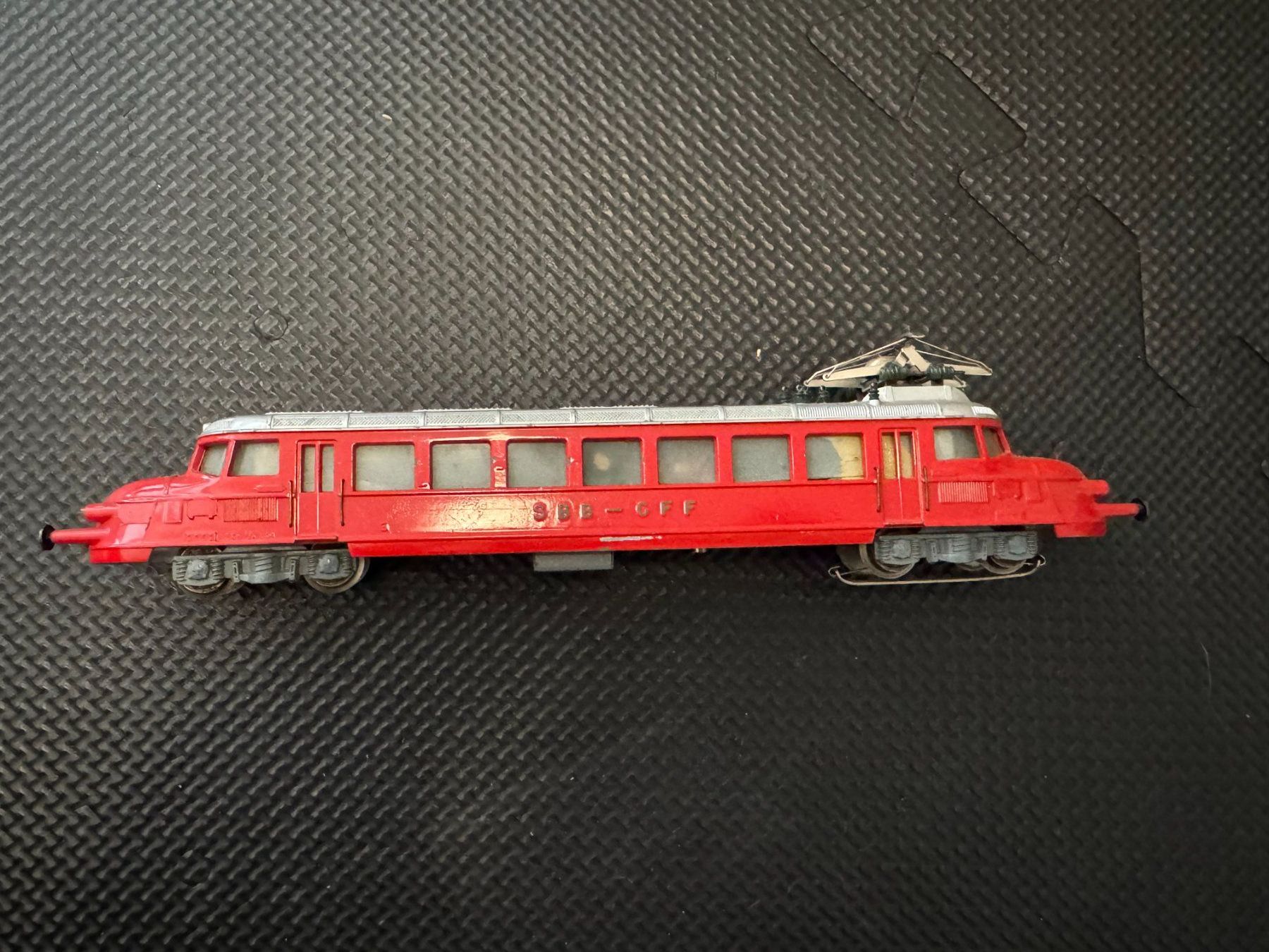 Wesa Modellini di ferrovie: WESA Roter Pfeil Triebwagen SBB, H0 – Usato da Chur venduto da ric.Flux 6