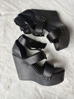  Keilsandalen schwarz Leder Grösse 39 wenig getragen