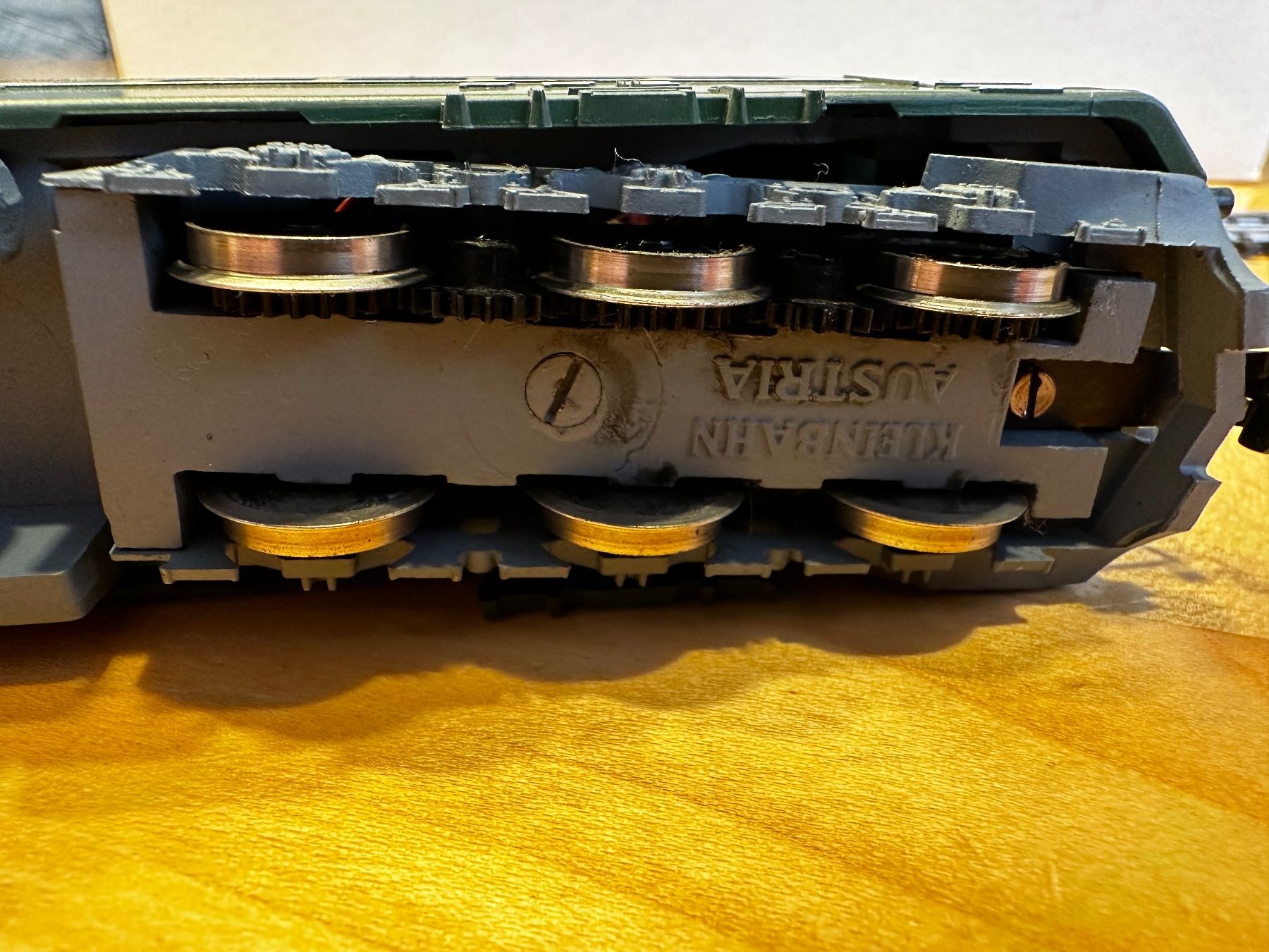 Kleinbahn Modelleisenbahnen: SBB Lokomotive Kleinbahn H0 – Gebraucht aus Adliswil von  3