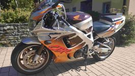 A vendre Honda CBR 900 RR R/S Fireblade