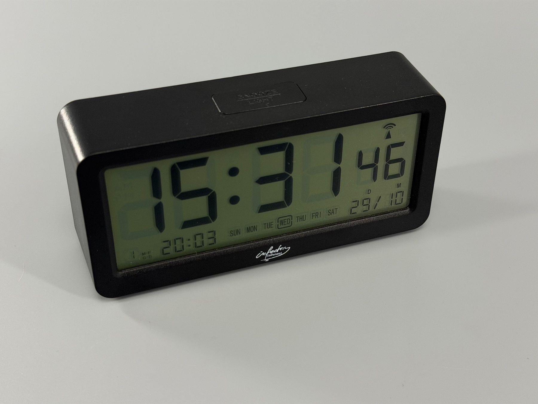 Sveglie: Funk Wecker Infinity, schwarz - Top Zustand! – Usato da Sennhof venduto da Johnbest 1