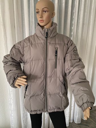 Perfekter Auftritt - zeitlose Daunen ARMANI Jacke, grau, M/L