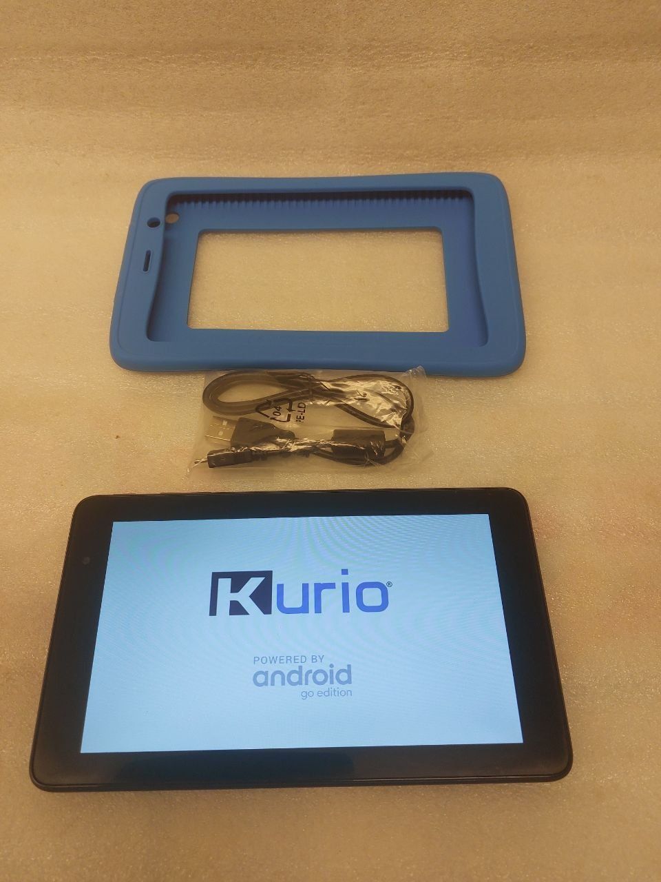 Tablettes PC: Kurio children's tablet + blue protective cover – D'occasion à Pambio Noranco par Pol69
