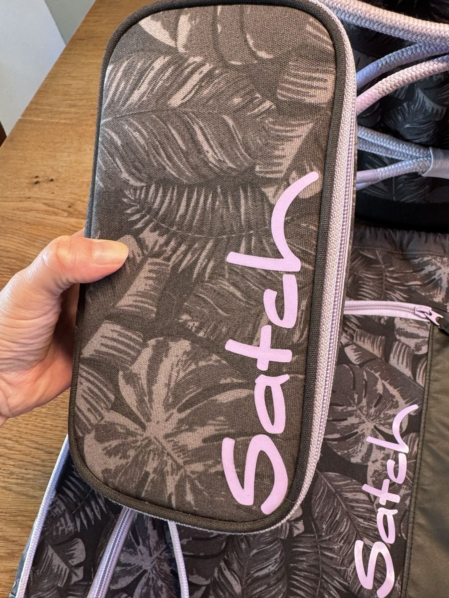 Satch Borse & Zaini: Satch Schulrucksack Set 3 teilig NP 250 Fr – Usato da Niederbüren venduto da Oetschli 5