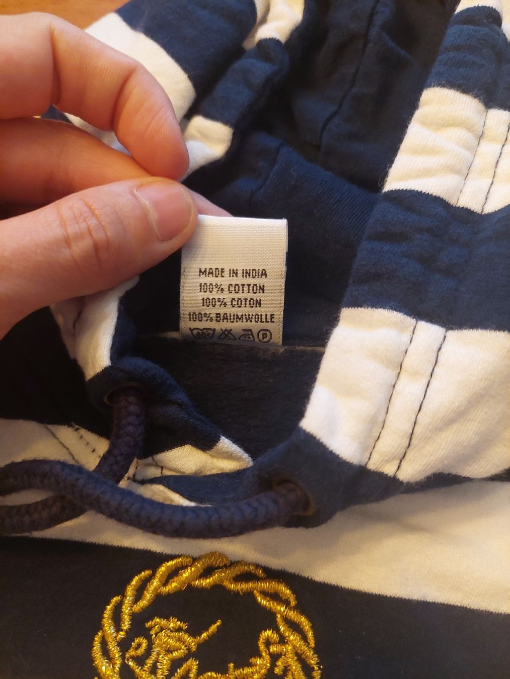 Maglioni & Felpe: Pullover Venezia 1 Monat – Usato da Sissach venduto da zwwerg 1