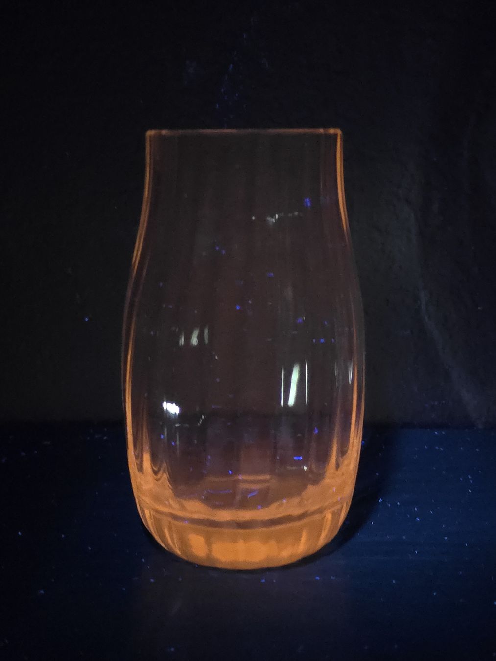 Gläser: grosses Coktailglas oder Vase Uranglas  – Gebraucht aus Flamatt von Tyrael01 7