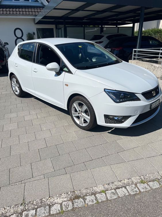Elegantes Auto In Danemark Kaufen Ebenbild