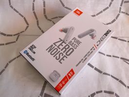 JBL Tune 230NC