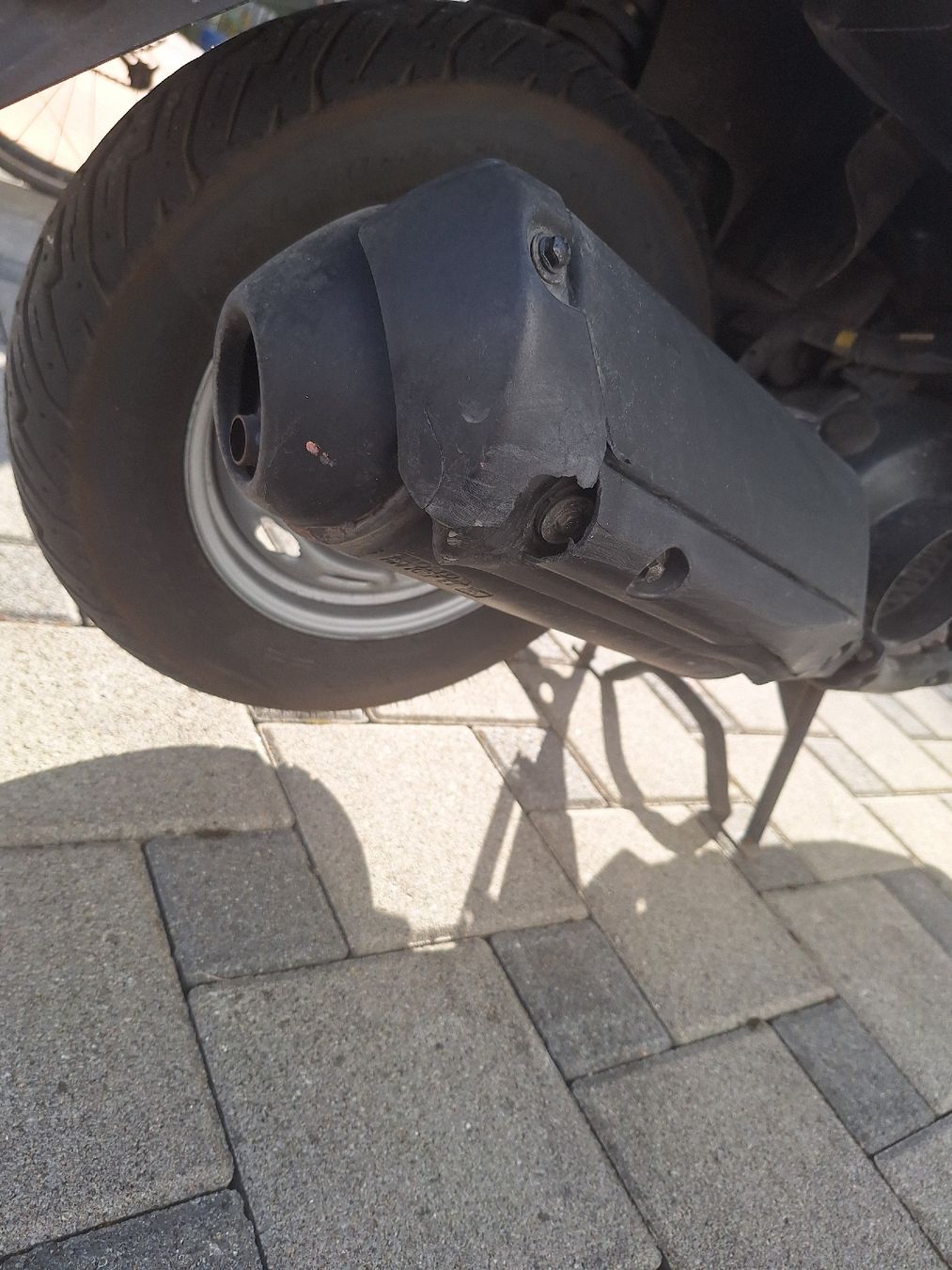 Honda Scooter: Honda SCV Lead 100 – Usato da Gümligen venduto da mel_j9p9 3