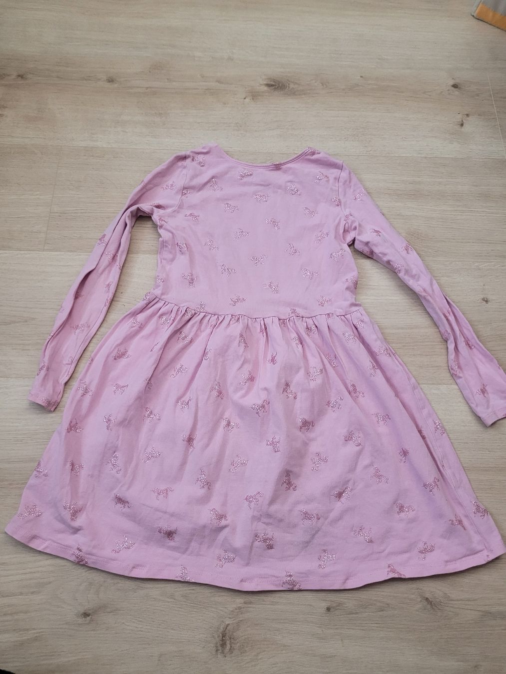 Robes et jupes: Kleid Gr. 122/128 – D'occasion à Lupsingen par sta_wgg5 3