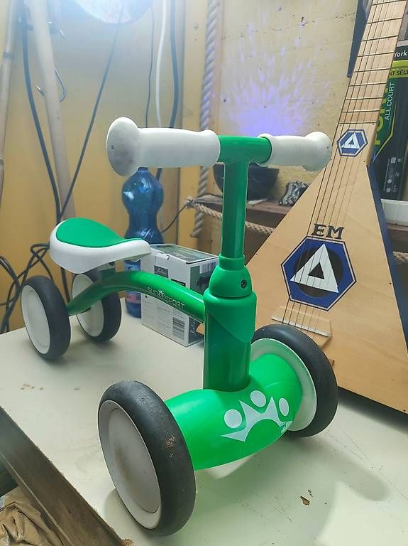 Veicoli per bambini: Mini Walker  – Usato da Losone venduto da hcm_jvn8