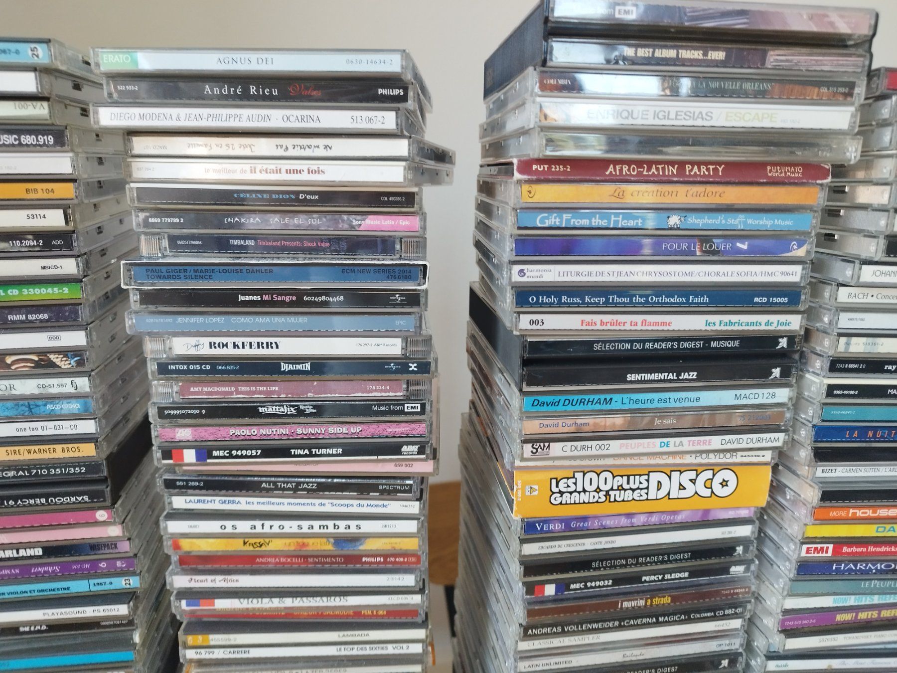 CDs: Lot de 250 cd's environ – Gebraucht aus Vallorbe von Leonidas1337 5