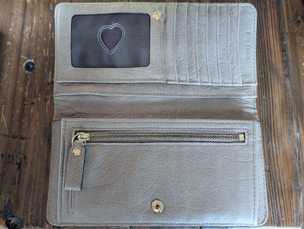 Juicy Couture Portamonete: Portemonnaie Juicy Couture nude – Usato da Cheseaux-Lausanne venduto da loscaptos 2