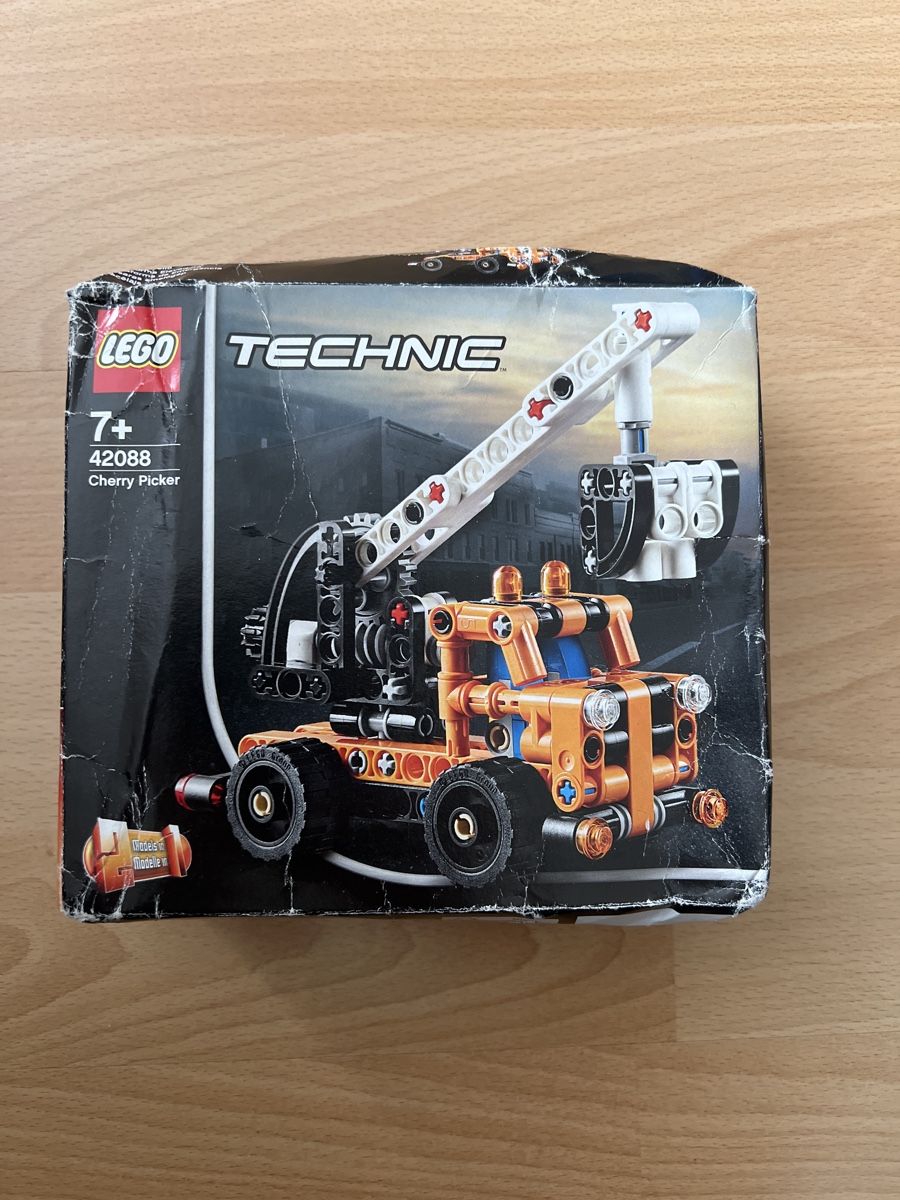 Lego Kit di costruzioni: LEGO Technic Kranwagen 42088 Originalverpackt – Nuovo e nell'imballaggio originale da Balzers venduto da Alannah