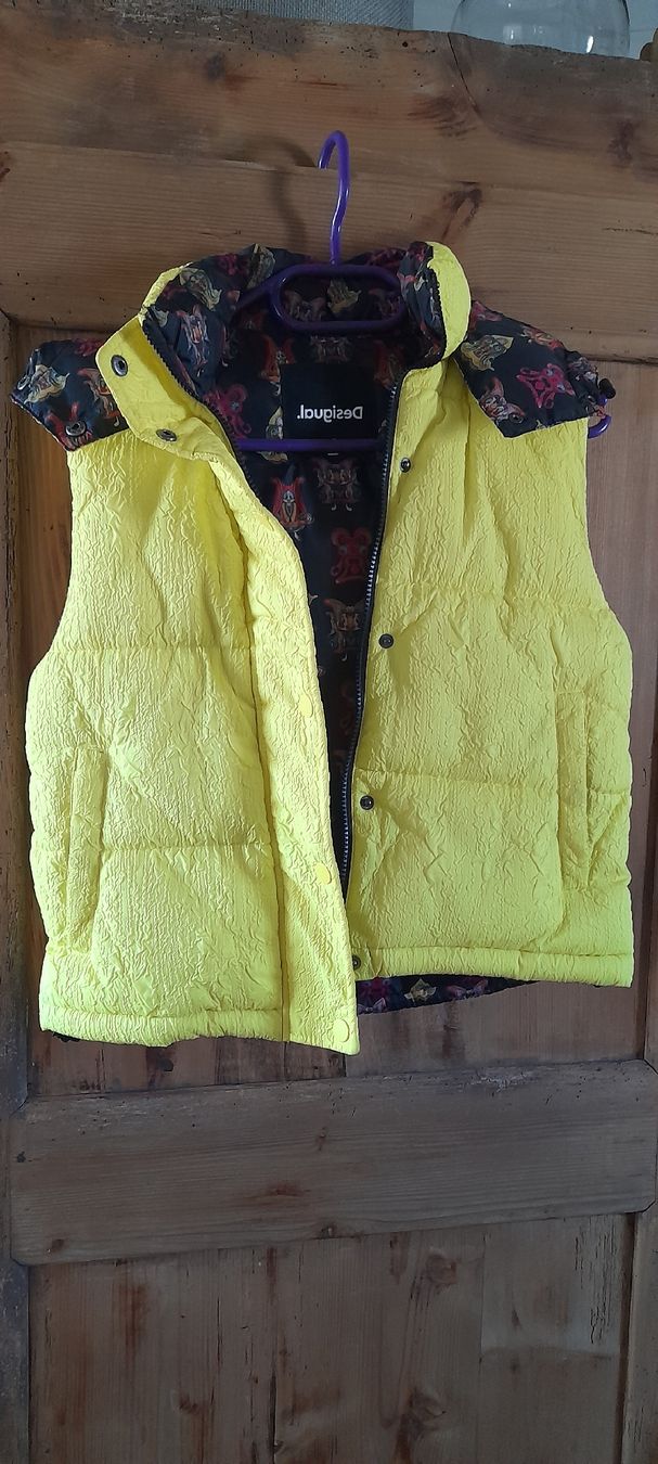 Desigual Gilet & Giacche senza maniche: Gilet doudoune Desigual – Nuovo (secondo la descrizione) da Pleigne venduto da lulu0012