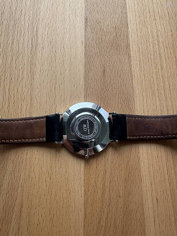 Montres: Daniel Wellington Sheffield 40mm – D'occasion à Renens VD par Nikola_Grubor 3