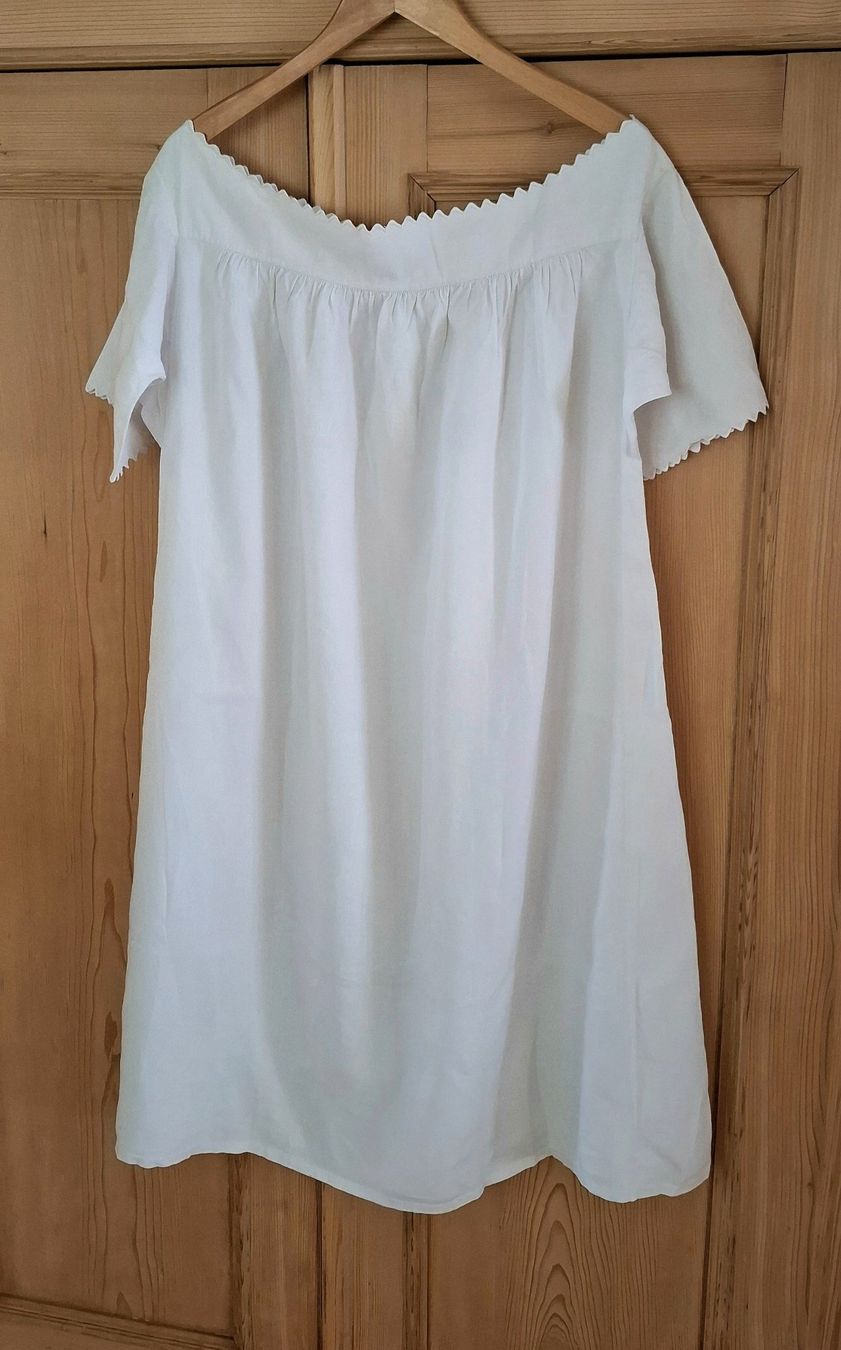 Autres dessous: ANTIKES FEINES LEINENHEMD, UM 1900 – D'occasion à Grüningen par Kartensammler 1