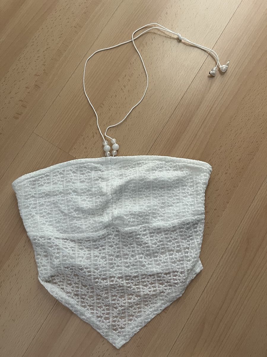 Top: Weisses Strapless Top – Usato da Basel venduto da jaa_g99v
