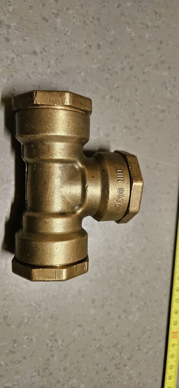 Geberit Tubi & Tubi flessibili: Messingfitting T-Stück ISIFLO – Usato da Baar venduto da Vel...Baar45