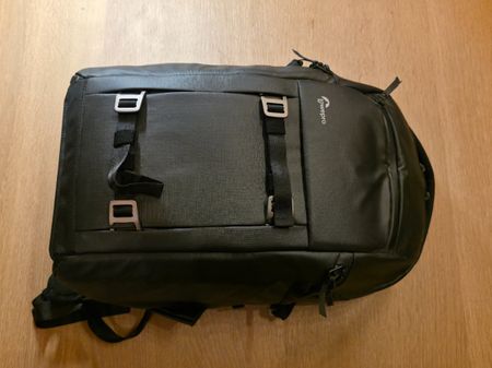 Kameratasche / Lowepro FreeLine BP 350 AW / Schwarz