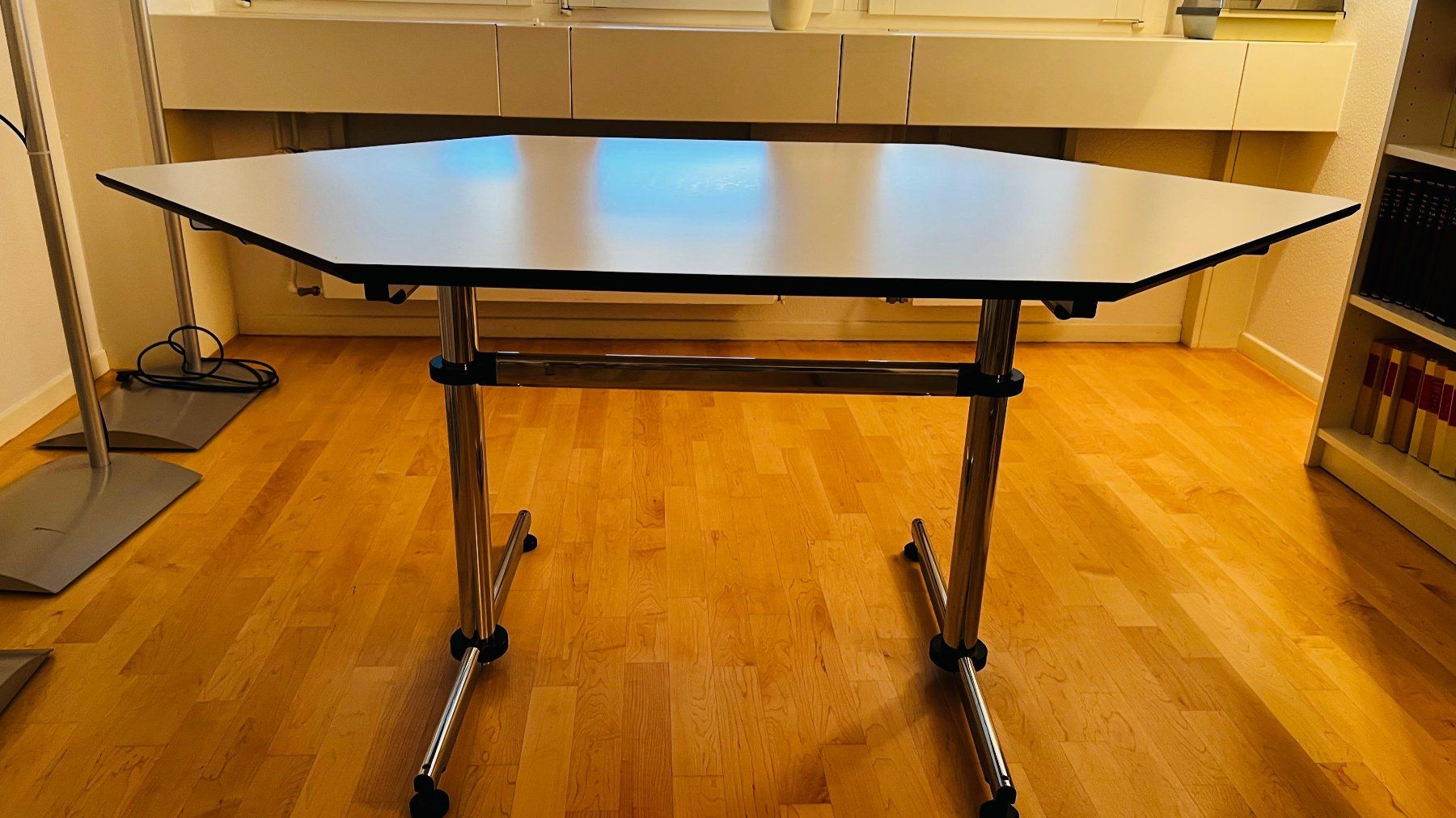 USM Tavoli: USM Kitos rhombus Tisch – Usato da Lostorf venduto da business888